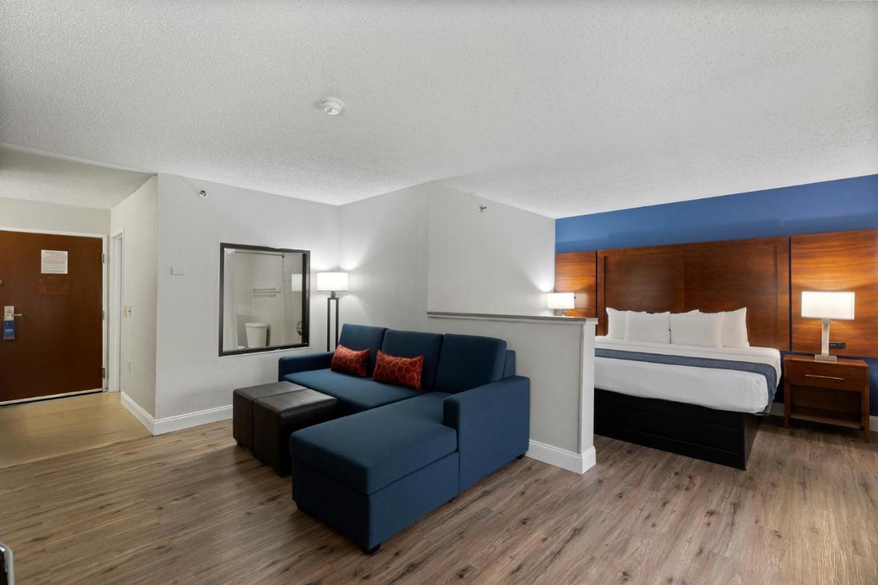 Comfort Inn & Suites St Louis-Hazelwood Exterior foto